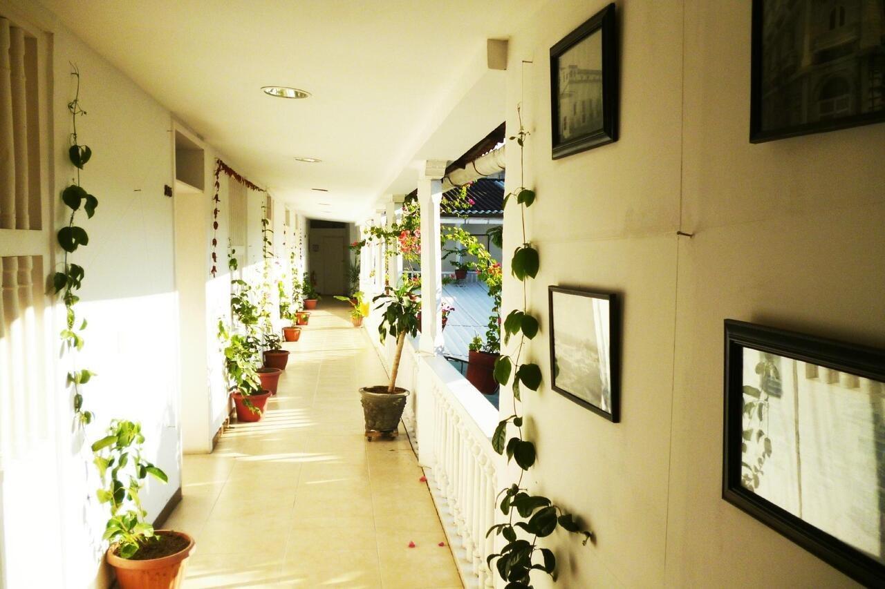 Hotel Santa Cruz Картахена Экстерьер фото