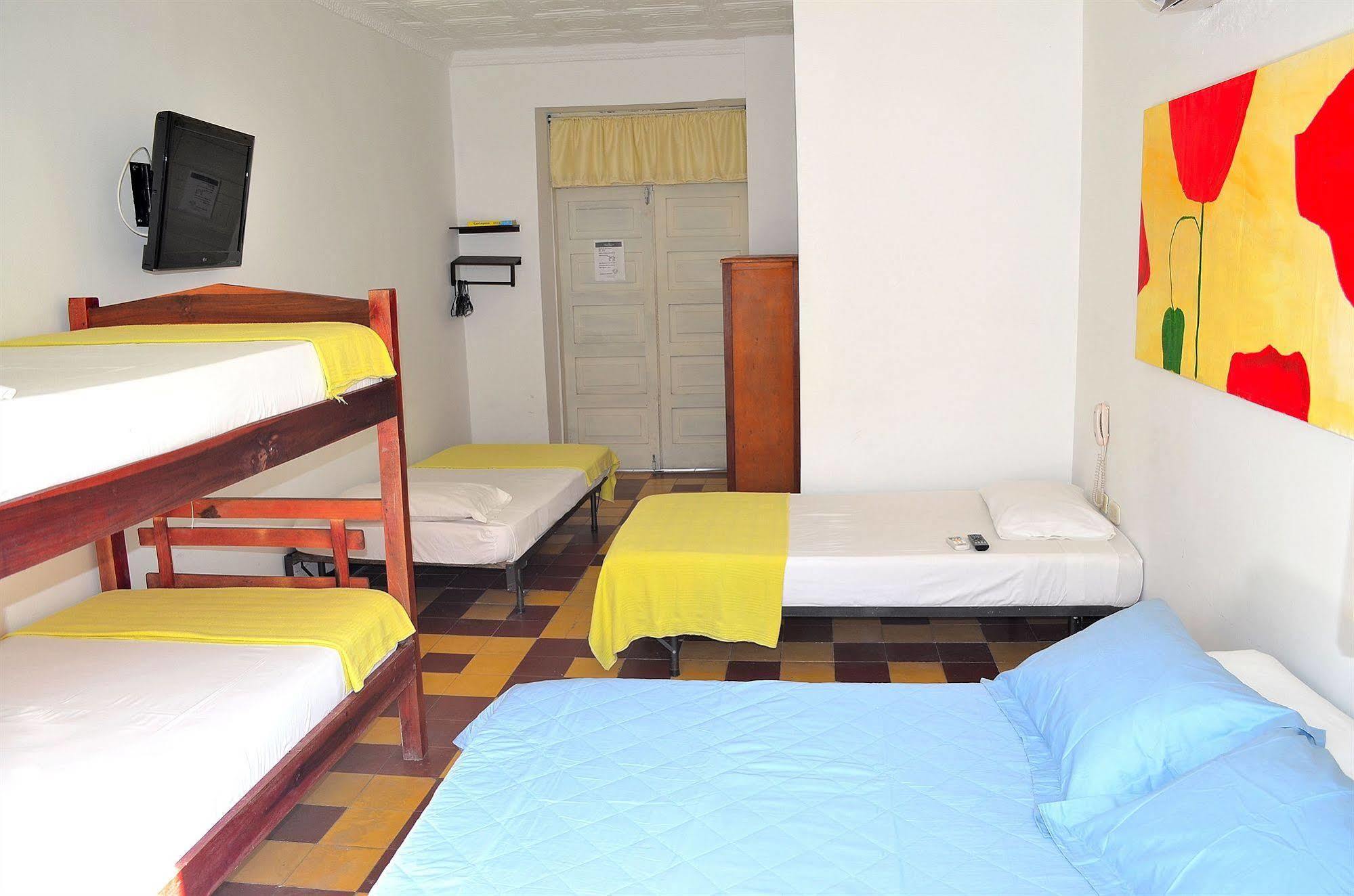 Hotel Santa Cruz Картахена Экстерьер фото